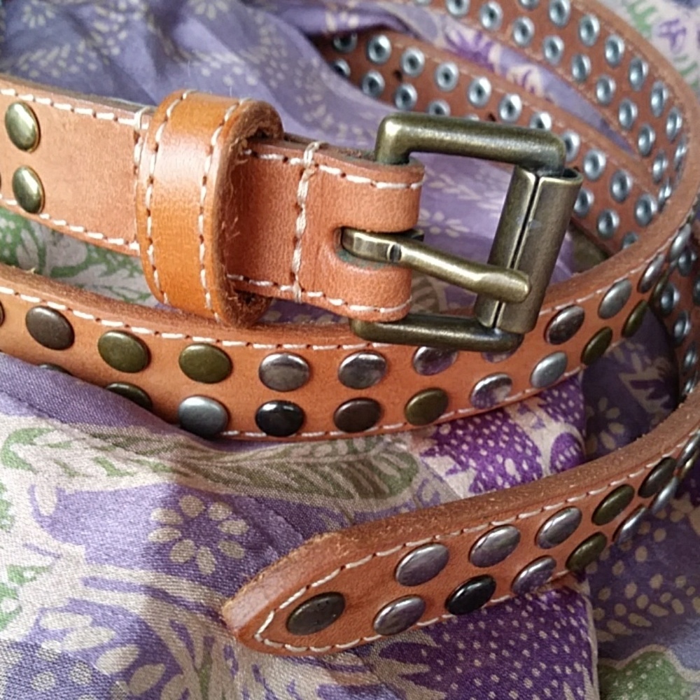 Banana Republic Studded Leather Belt - Picture 2 of 5